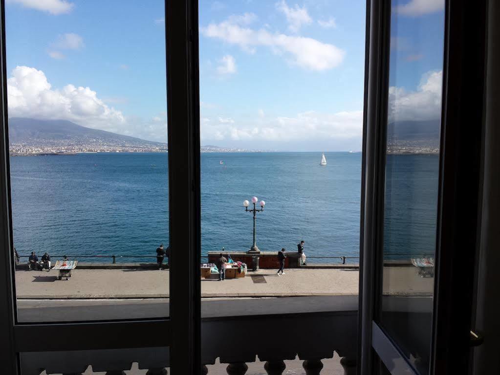 Casa Bellevue Leilighet Napoli Eksteriør bilde